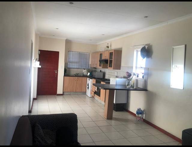 2 BEDROOM APARTMENT FOR SALE IN FERNDALE